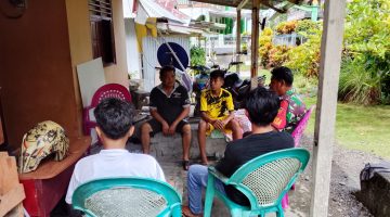 Bangun Komunikasi yang Baik Dengan Warga Binaannya Babinsa Koramil 1301-06/Kendahe Komsos di Wilayah Binaan