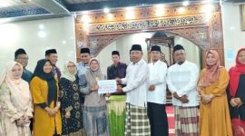 Wakil Bupati Dharmasraya, Leli Arni, menutup rangkaian kegiatan Tim II Safari Ramadhan 1447 Hijriah/2026 Masehi di Nagari Koto Ranah, Kecamatan Koto Besar, Kabupaten Dharmasraya, Sumatera Barat, Jumat (27/2/2026).
