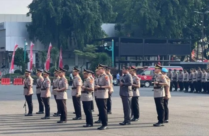 Kapolda Metro Jaya Irjen Pol. Asep Edi Suheri kembali melakukan penyegaran organisasi dengan merotasi sejumlah pejabat utama di lingkungan Polda Metro Jaya