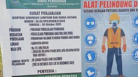 Pekerjaan timbunan halaman TK Negeri Tunas Bangsa di Kelurahan Pulau Kupang