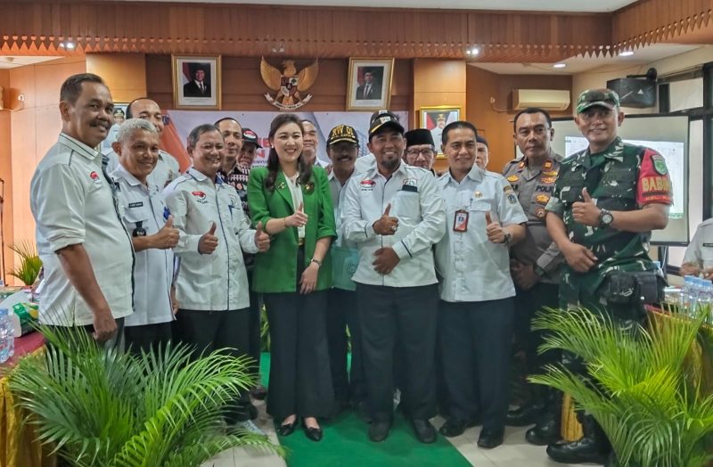 Anggota Komisi A DPRD DKI Jakarta, Hilda Kusuma Dewi, menyampaikan apresiasi terhadap kinerja Lurah Kapuk, M. Arif Budiman,