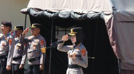 Kapolres Pesisir Barat, AKBP Bestiana, Apel Kamtibmas, Sabuk Kamtibmas, Polres Pesisir Barat, Bhabinkamtibmas, Keamanan Lingkungan, Harkamtibmas, Kentongan, Sinergitas Polisi dan Masyarakat, Lampung Barat, Berita Polisi Hari Ini