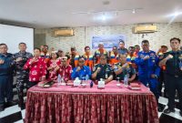 Kantor Kesyahbandaran dan Otoritas Pelabuhan (KSOP) Kelas IV Pulang Pisau menyerahkan sebanyak 37 dokumen E-Pas Kecil kepada nelayan di Kabupaten Kapuas, Kamis (16/04/2026).