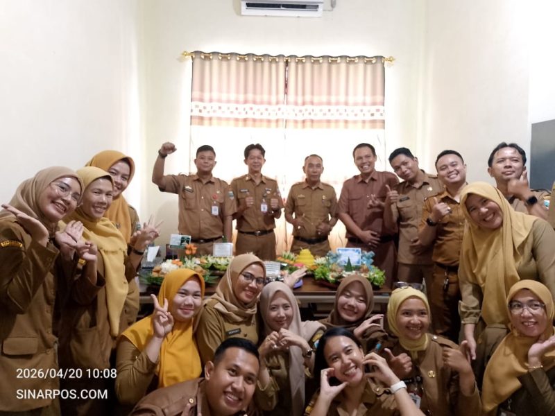 Dilantik Sebagai Kadisdikbud Kabupaten Pesisir Barat;  Seluruh Staff Jajaran Dinas Pendidikan Ucapkan Selamat Kepada Martinus S.IP., M.M.