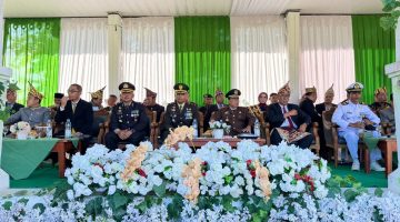 Polres Pesisir Barat Ikuti Upacara HUT ke-13 Kabupaten Pesisir Barat