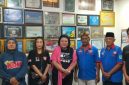 Ketua Aliansi Perjuangan Pengemudi Nusantara (APPN), Vallery alias Inces, menyampaikan pernyataan sikap terkait tuntutan pengemudi logistik terhadap kebijakan barcode BBM, regulasi ODOL, serta perlindungan kesejahteraan pengemudi