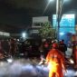 Mobil angkutan kota terbakar di Kapuk Raya saat memindahkan bensin dari tangki ke drigen 