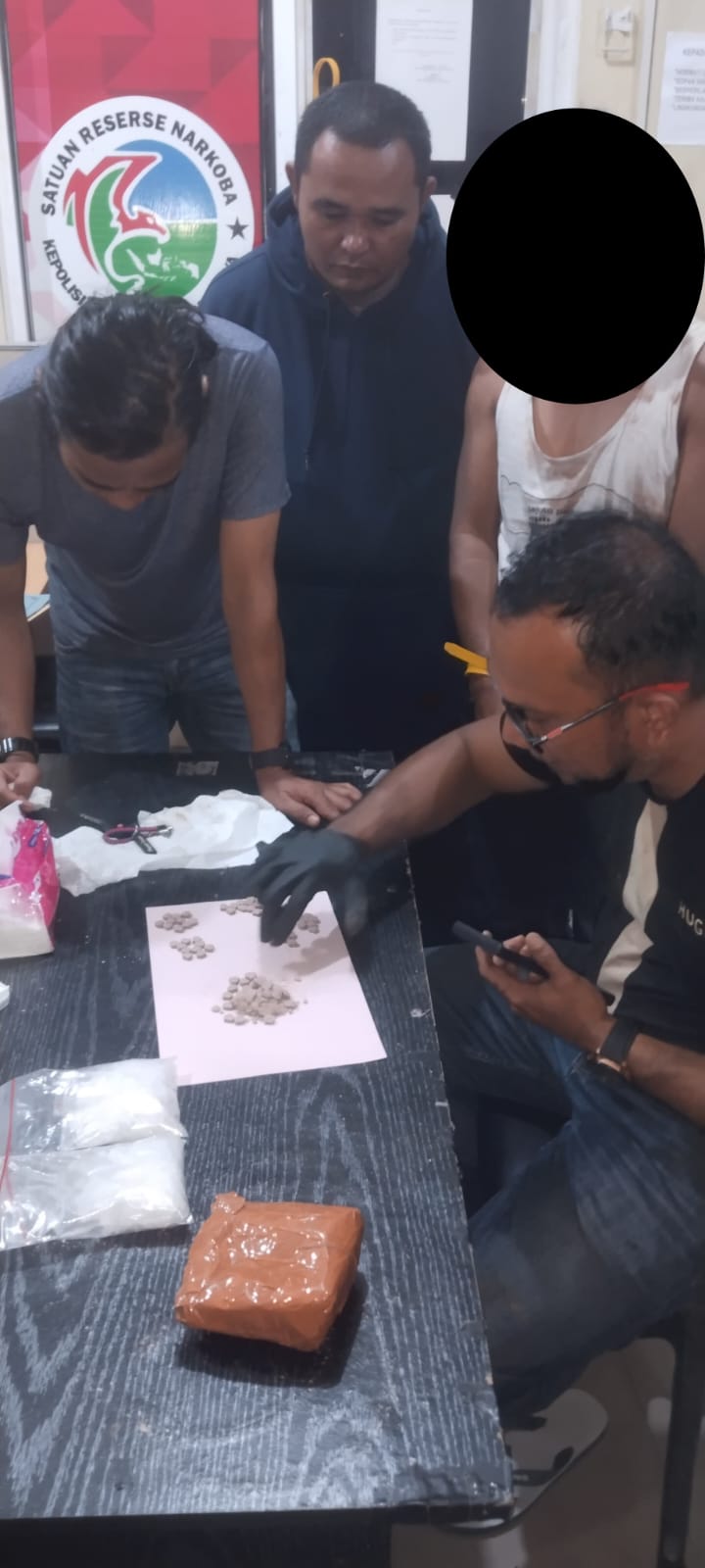 Pengedar Sabu dan Ekstasi Ditangkap Satresnarkoba Polres Dharmasraya