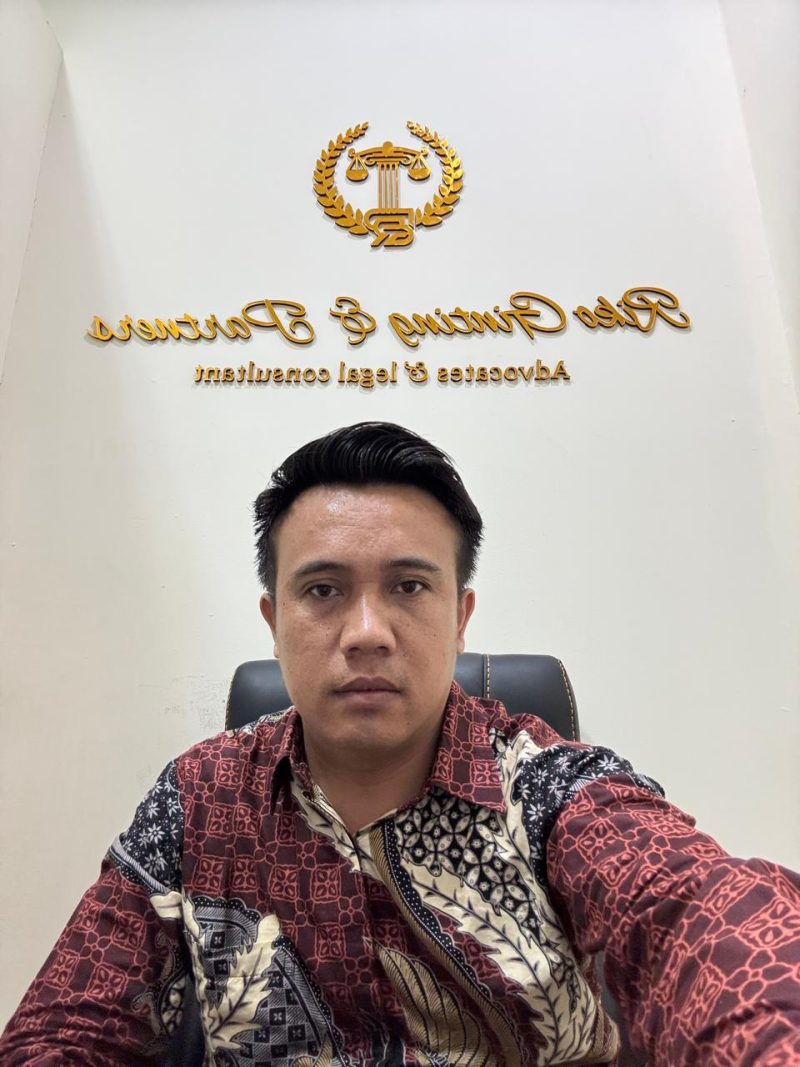 Riko Ginting, SH., C.Med.,