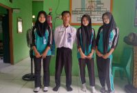 Empat siswa SMK Tunas Wiyata mengikuti kegiatan Praktik Kerja Lapangan (PKL) di Kantor Desa Ramsai, Jalan Asmuni No. 001, RT 002, RW 002, Kecamatan Way Tuba, Kabupaten Way Kanan. Program ini bertujuan memberikan pengalaman kerja nyata kepada siswa dalam bidang administrasi dan pelayanan publik di lingkungan pemerintahan desa.