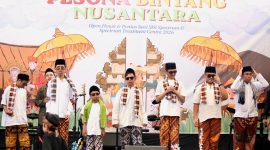 Siswa Sekolah Khusus Spectrum Bintaro menampilkan pertunjukan budaya Nusantara dalam acara Open House dan Pentas Seni 