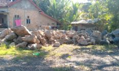Aktivitas Stockpile Batu di Bukit Gemuruh Dikeluhkan Warga, Status Perizinan Dipertanyakan