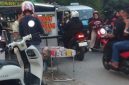 Foto praktik penjual rokok diduga ilegal di Cengkareng Timur, Jakarta Barat 