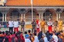 Satpol PP Kelurahan Kapuk bersama jajaran kelurahan kapuk menggelar sosialisasi bahaya bullying di halaman SDN 01 Kapuk, Cengkareng, Jakarta Barat