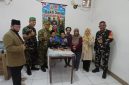 Koramil 04/Cengkareng bersama unsur Wanra menggelar bakti sosial kesehatan dan khitanan massal gratis bagi warga di RW 012 Kapuk, Cengkareng, Jakarta Barat