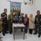 Koramil 04/Cengkareng bersama unsur Wanra menggelar bakti sosial kesehatan dan khitanan massal gratis bagi warga di RW 012 Kapuk, Cengkareng, Jakarta Barat