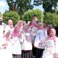 Sejumlah guru dan peserta turut memeriahkan puncak peringatan Hari Anak Nasional (HAN) 2026 di kawasan Alun-Alun Jember, Jawa Timur, Senin (10/8/2026). Para peserta mengikuti rangkaian kegiatan kreatif dan kebersamaan dalam suasana meriah.
