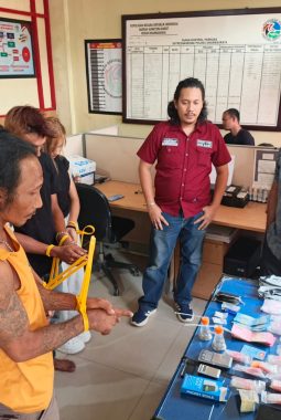 Polres Dharmasraya Tangkap Empat Orang Diduga Terlibat Peredaran Sabu, Sita Uang Rp2,95 Juta