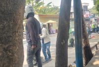 Diduga Hendak Ambil Paksa Motor, Oknum Matel Coba Rusak Kunci Setang di Tanggul Timur Kapuk 