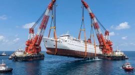 Tim SAR dan tim ahli menyiapkan operasi salvage untuk mendukung pencarian korban KM Virgo Transport 8 yang tenggelam di Laut Jawa. Bangkai kapal berada di kedalaman sekitar 29 meter.