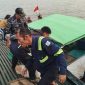 KLM Berkat Usaha mengalami kebocoran di perairan Muara Sungai Mentaya, Desa Ujung Pandaran, Kotawaringin Timur. Sebanyak 38 TKBM berhasil dievakuasi dalam kondisi selamat.
