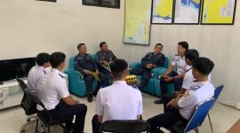 KLM Berkat Usaha dilaporkan mengalami kebocoran di perairan Muara Sungai Mentaya, Desa Ujung Pandaran, Kecamatan Teluk Sampit, Kotawaringin Timur. Sebanyak 37 TKBM dan awak kapal dilaporkan selamat. Peristiwa tersebut kini dalam penyelidikan kepolisian.