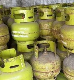Diduga Gunakan Kemasan Merek Rojo Lele dan Super Slyf SW Tanpa Izin, Toko di Baradatu Juga Jual LPG 3 Kg