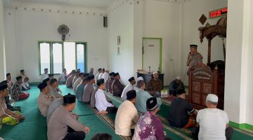 Kapolres Dharmasraya Ajak Masyarakat Jaga Kamtibmas Melalui Subuh Keliling