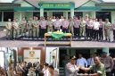 Dalam rangka memperingati HUT ke-81TNI, Polres Pesisir Barat memberikan kejutan kepada jajaran Kodim 0422/Lampung Barat, 
